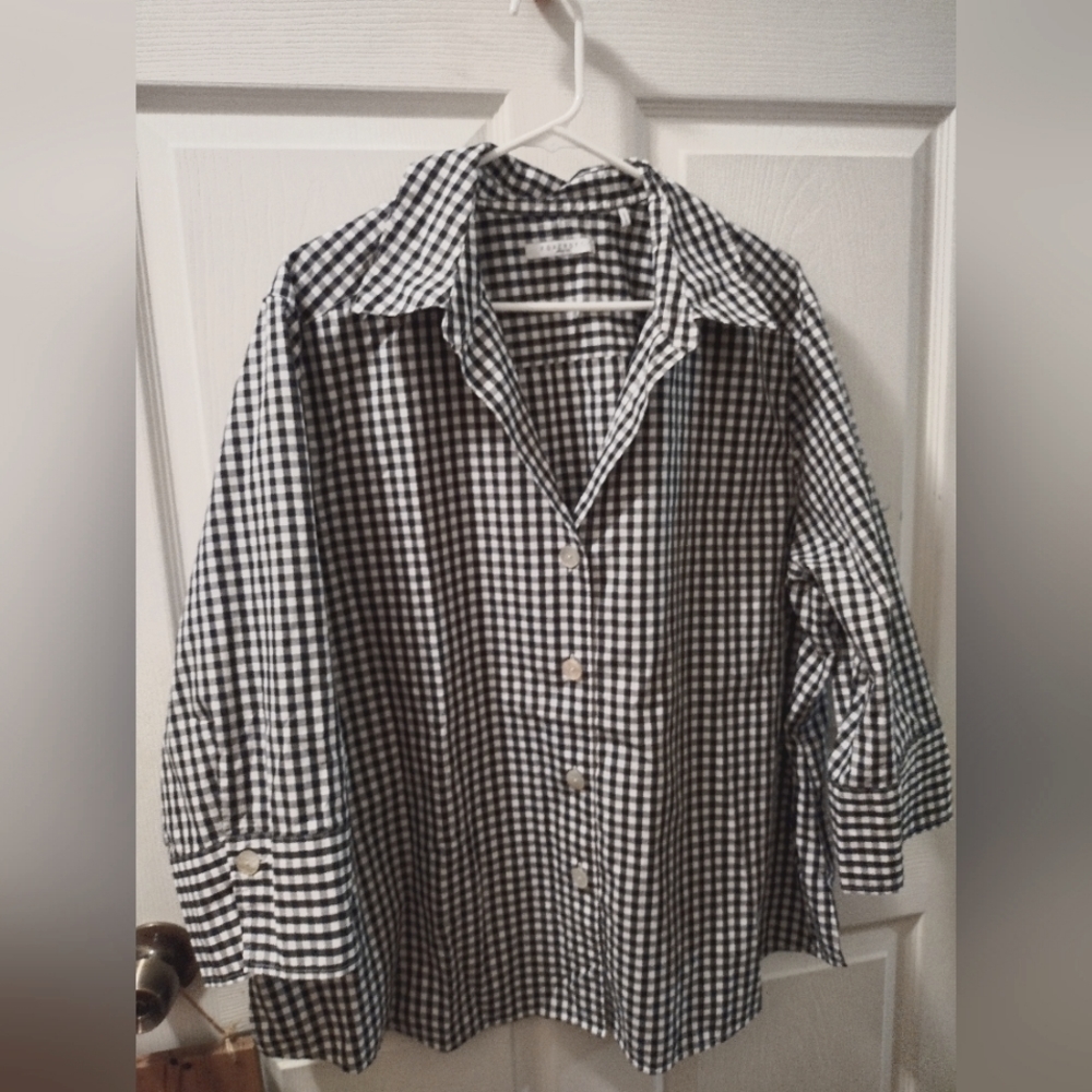Women's button down shirt